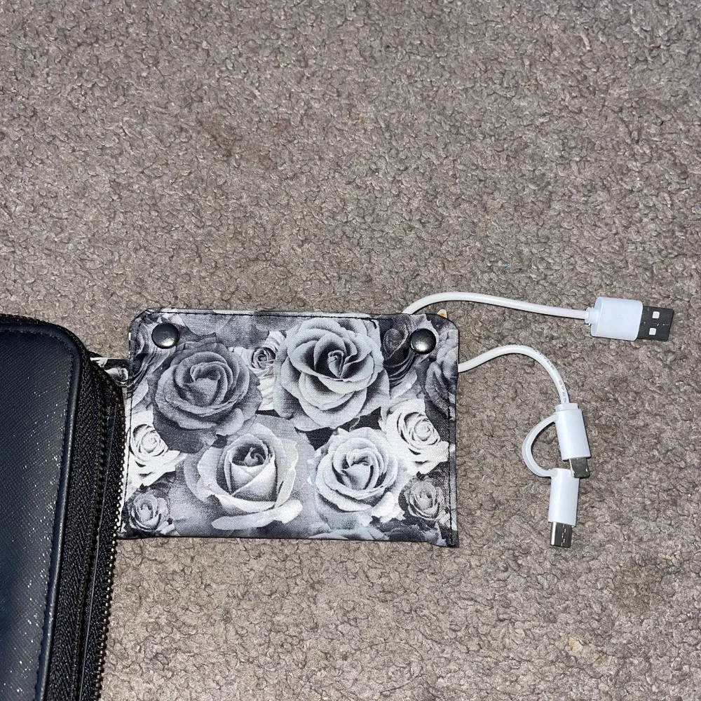 Phone charger wallet Adrienne Vittadini black leather zip around wristlet